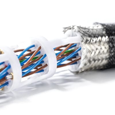 Силовой кабель In-Akustik Referenz Mains Cable, AC-4005 AIR, SHUKO - C15 HQ, 1,5 m, 007650215